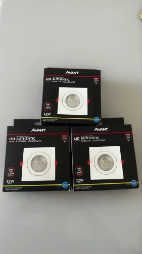 Kit com 3 lâmpadas de LED imbutir