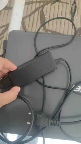 Notebook em ótima conservação 