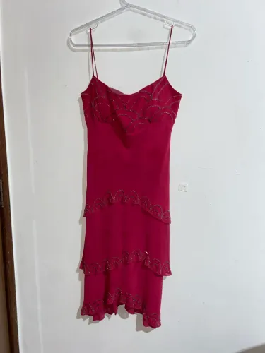 vestido vintage bordado rosa