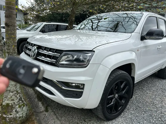 Volkswagen Amarok High.cd 2.0 16V TDI 4X4 Dies. AUT 2019