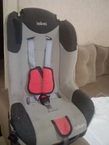 Cadeirinha infantil para carro