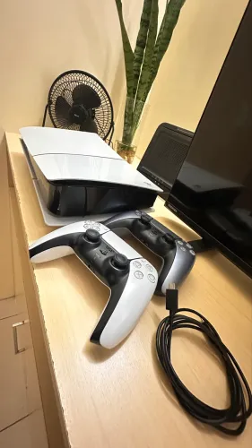 PS5 MÍDIA FÍSICA 1T PERFEITO