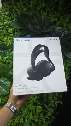 Fones de ouvido sem fio Sony Pulse Elite Playstation 5 pretos