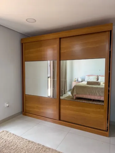 Guarda roupa