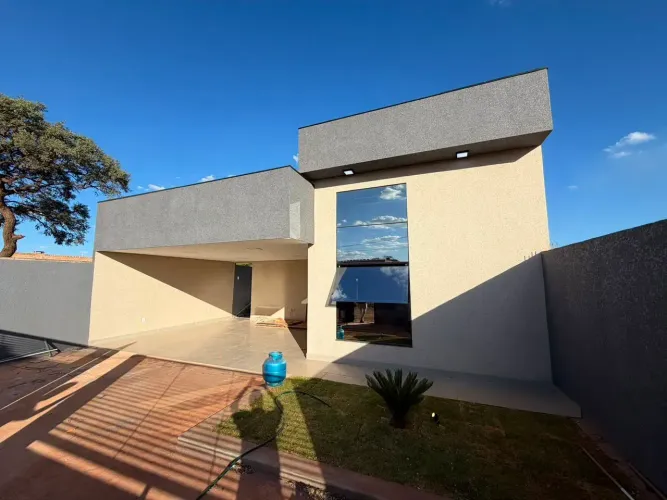 Casa ponte alta norte, 2 quartos com suíte, toda na laje, piscina aquecida, churrasqueira