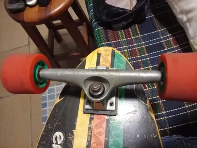 Skate Longboard - Rodas Zombie Hawgs 76mm e Truck Element R$ 422