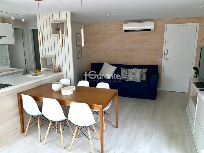 Lapa - Apartamento para venda com 60m² e varanda integrada e 2 vagas