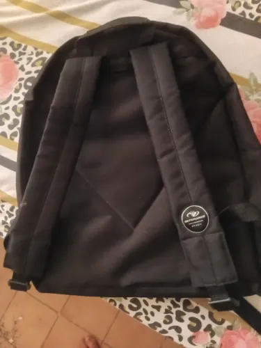 Boné e mochila 7 mares