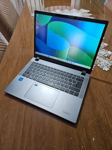 Notebook Acer TravelMate TMP214-55-59VU