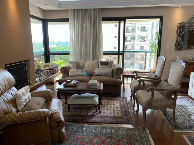 Apartamento 245m² 03 suítes, 03 vagas - Ibirapuera
