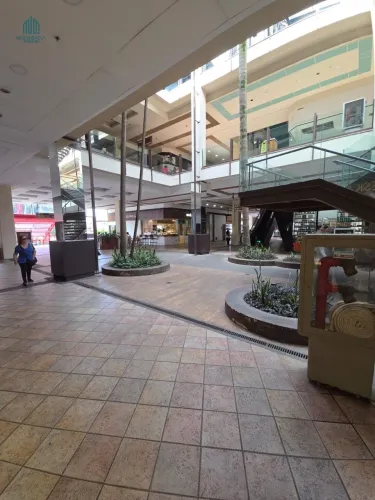 Loja à venda e aluguel na Barra da Tijuca, Citta America