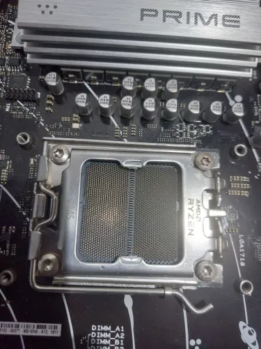 Placa-Mãe ASUS Prime B650M-A II AM5 DDR5 (Com Caixa - Ler Descrição)