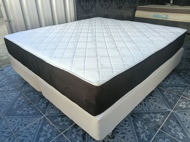 Cama king Luxo