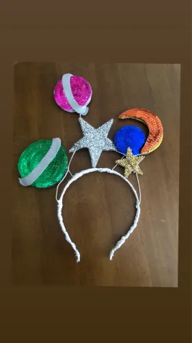 Tiara Via Láctea (Teatro)