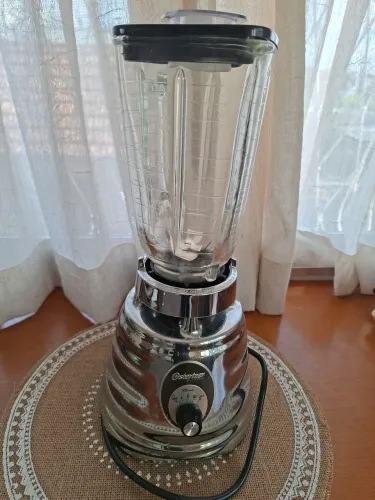 Liquidificador Osterizer Retrô