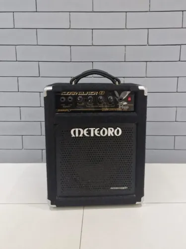 Amplificador Meteoro Star Black 8