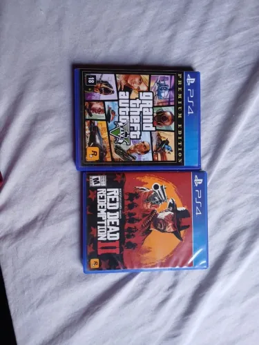 Jogos de ps4, usados em bom estado.