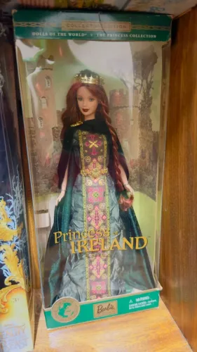 Reservada - BARBIE COLLECTOR IRELAND - NRFB
