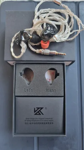 Fone Kz ZAR