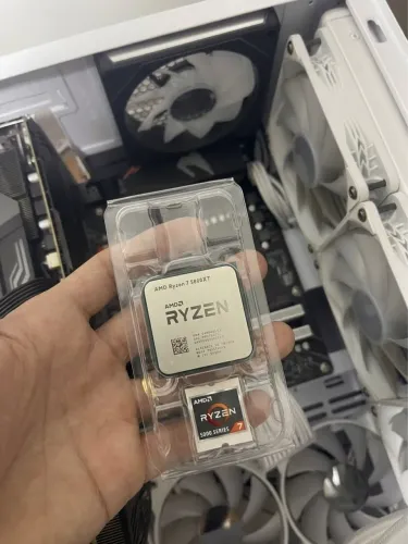 PROCESSADOR AMD Ryzen 7 5800XT (VENDO OU TROCO POR R5 5500x3d ou R7 5800x3d )