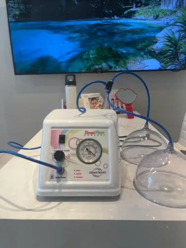 Aparelho de Vacuoterapia Dermavácuo Dermatronic - Estética Facial e Corporal