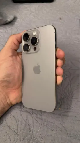 Vendo iPhone 15 pro - 128 GB