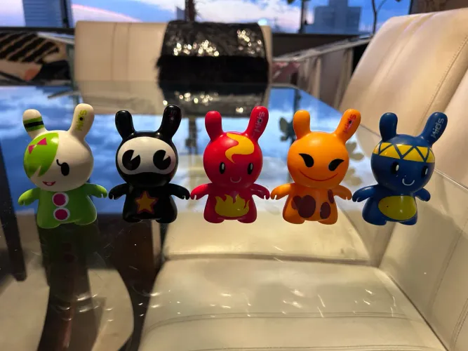 Kid's / Dunny da Kidrobot - os coelhinhos designer toy.