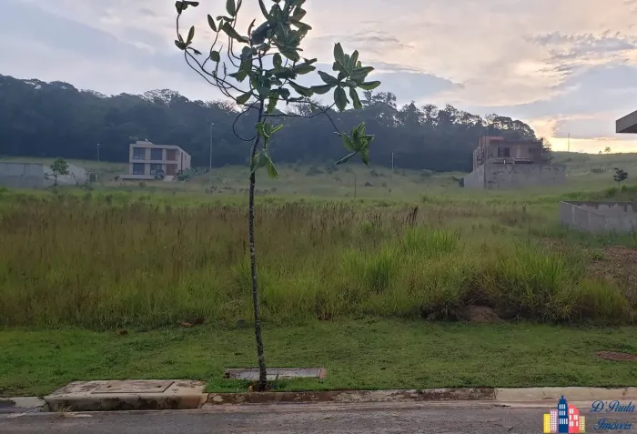 Ótimo terreno no condomínio Altavis na Aldeia da Serra!