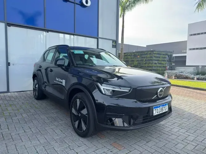 Volvo EX40 Plus P6 (elétrico) 2026