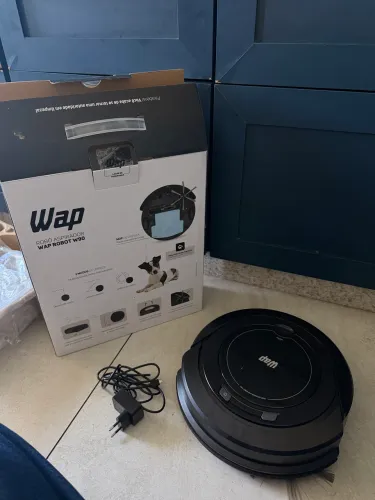 Robô Aspirador Robot W90 Varre Aspira E Passa Pano 30w Wap Cor Preto