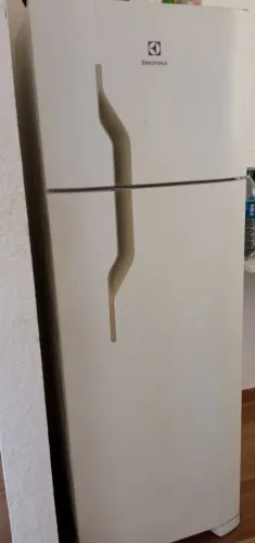 Vendo geladeira 