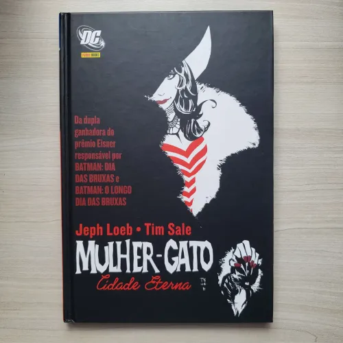 HQ Mulher Gato: Cidade Eterna