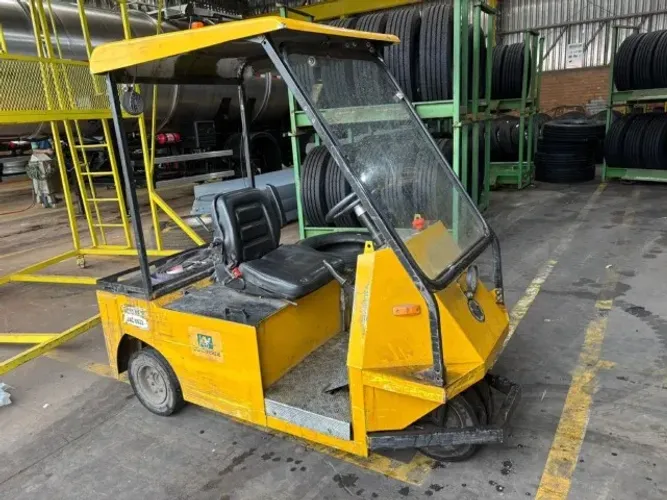 REBOCADOR JACTO RB30 3.000 KG