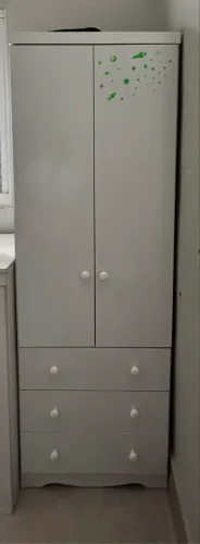Guarda roupa infantil