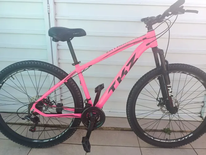 Bicicleta aro 29 câmbio Shimano 900