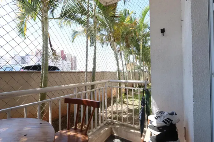 APARTAMENTO À VENDA EM CONDOMÍNIO CLUBE
