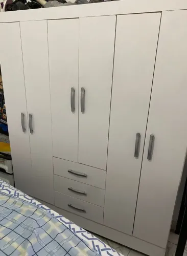 Guarda-Roupas/Roupeiro de Casal Branco 6P 3G - Motivo Mudança