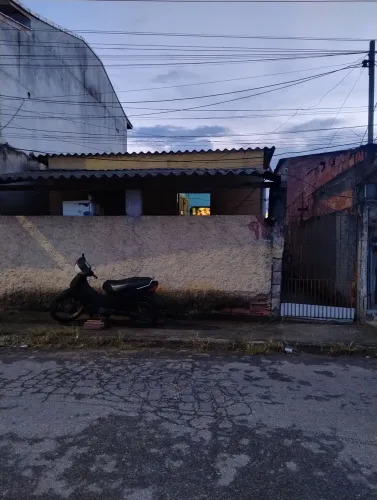 Vendo Kitnet com grande teremo