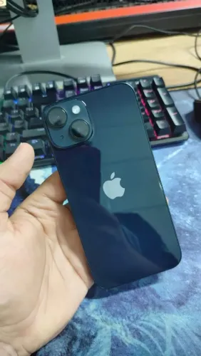 iPhone 14 98% bateria