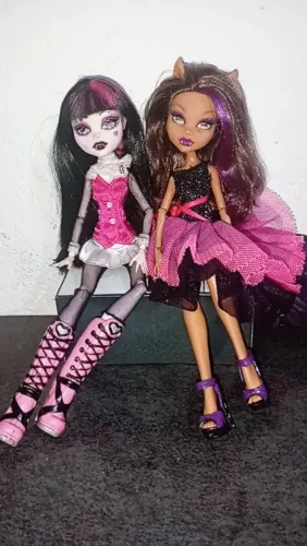 draculaura e clawdeen