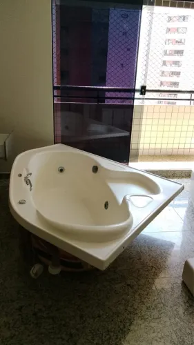 Banheira hidromassagem