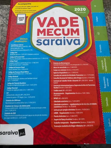 Vade mecum Saraiva completo.