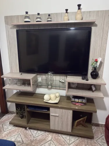 Hack com painel para Tv de até 60 polegadas 