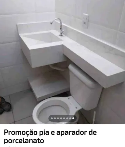 Pia e bacada de porcelanato para banheiro