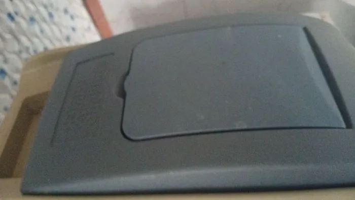 Vendo mini geladeira portátil 