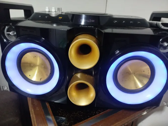 Som Philips