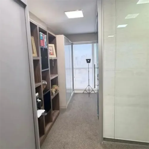VENDO SALA COMERCIAL NO OFFICE TOWER