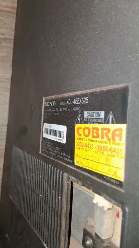 Vendo tvs pra retirada de peças tela quebrada