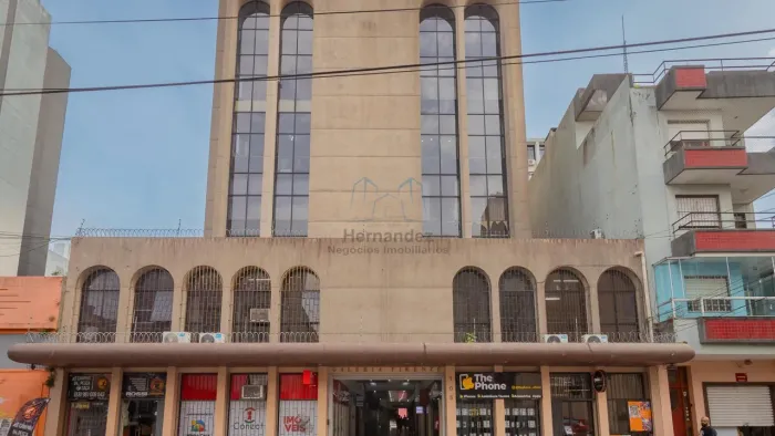 Sala Comercial na Galeria Firenze Centro de Pelotas