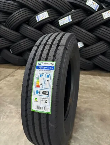 Pneu aro 17 para caminhão 3/4 medida 215/75/17.5 Liso. R$ 700,00